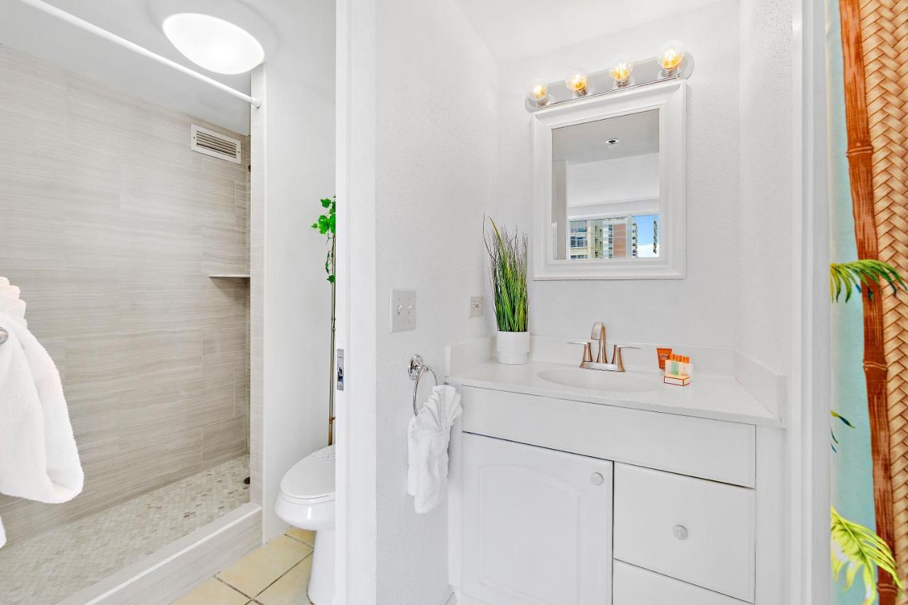 Beautiful Studio In The Heart Of Vibrant Waikiki โฮโนลูลู ภายนอก รูปภาพ